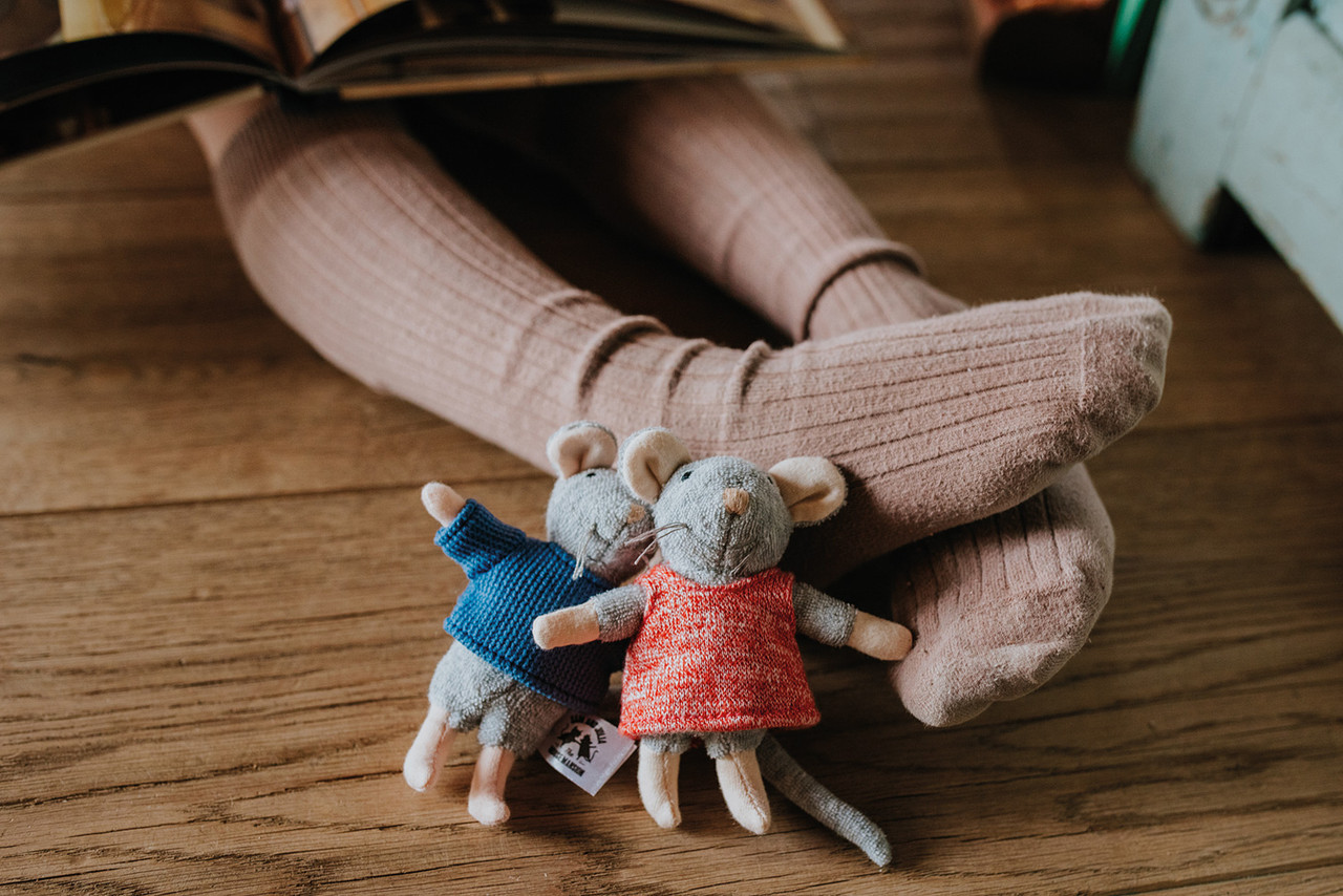Sam & Julia - Julia Plush 1