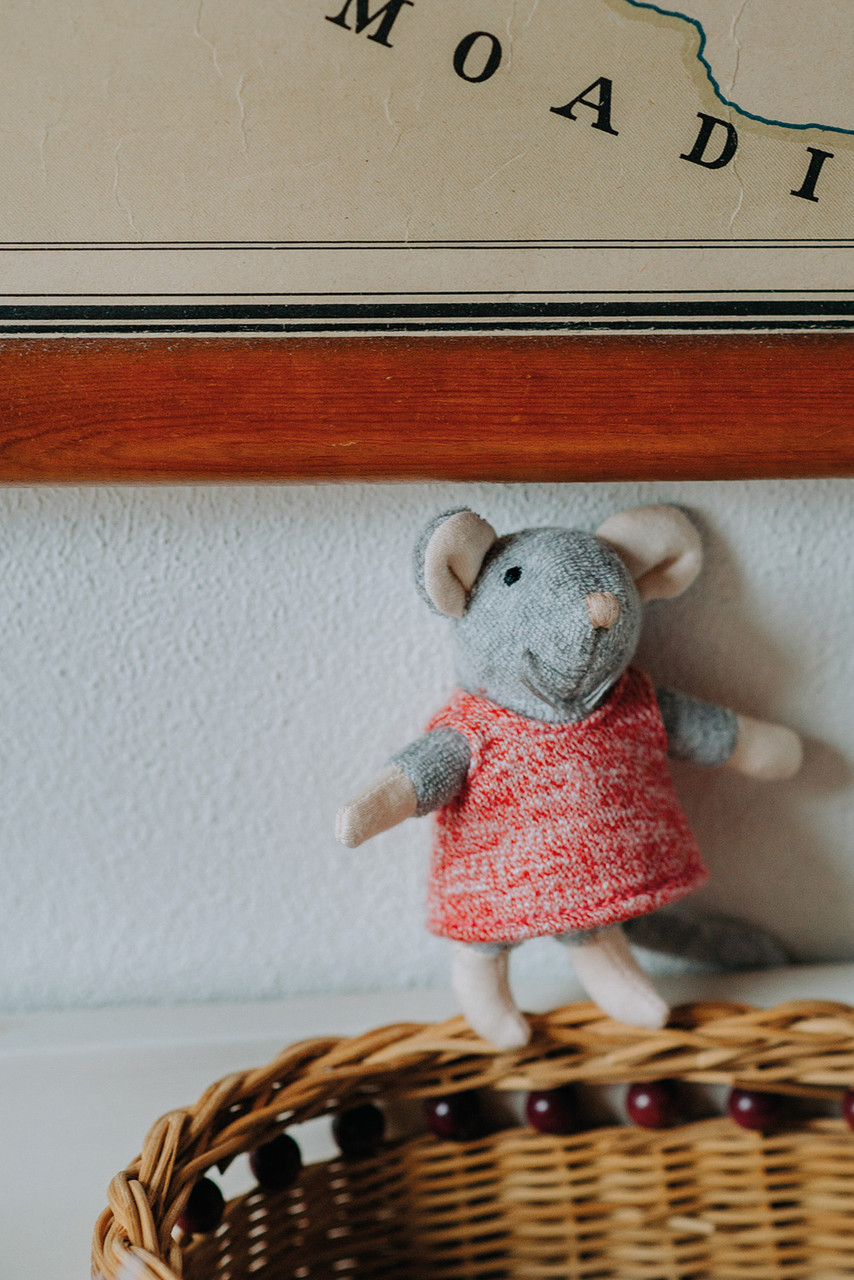 Sam & Julia - Julia Plush 5