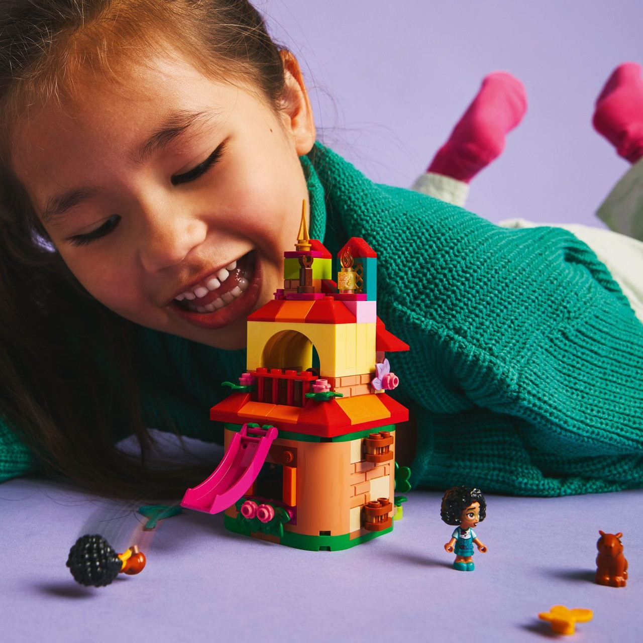 LEGO Disney Classic: Encanto Mini House 4