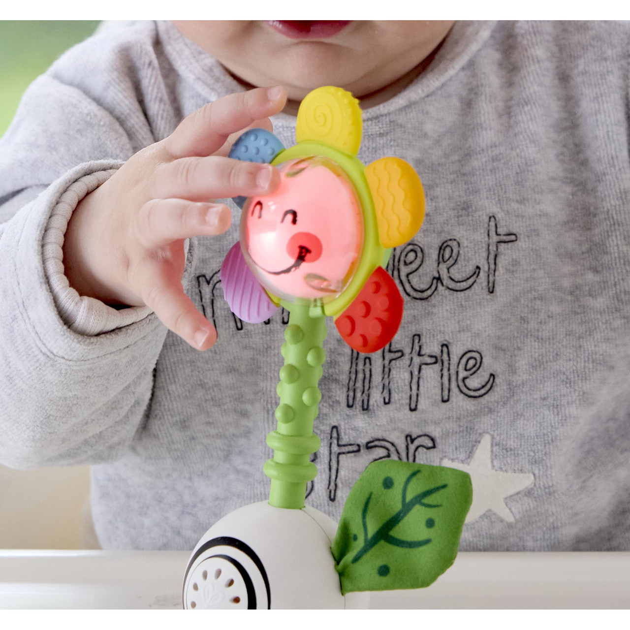 Shake And Sparkle Flower Rattle