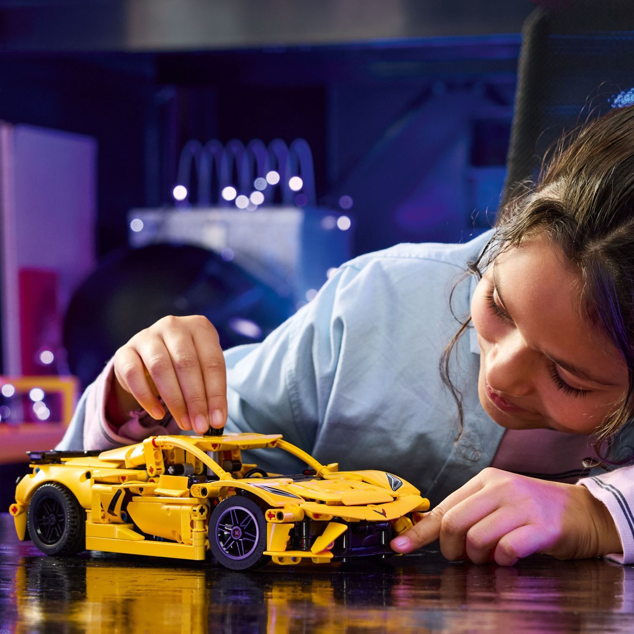 LEGO Technic: Chevrolet Corvette Stingray 5