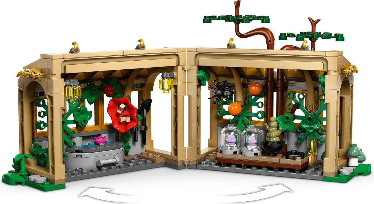 LEGO Harry Potter: Hogwarts™ Castle: Herbology Class 4