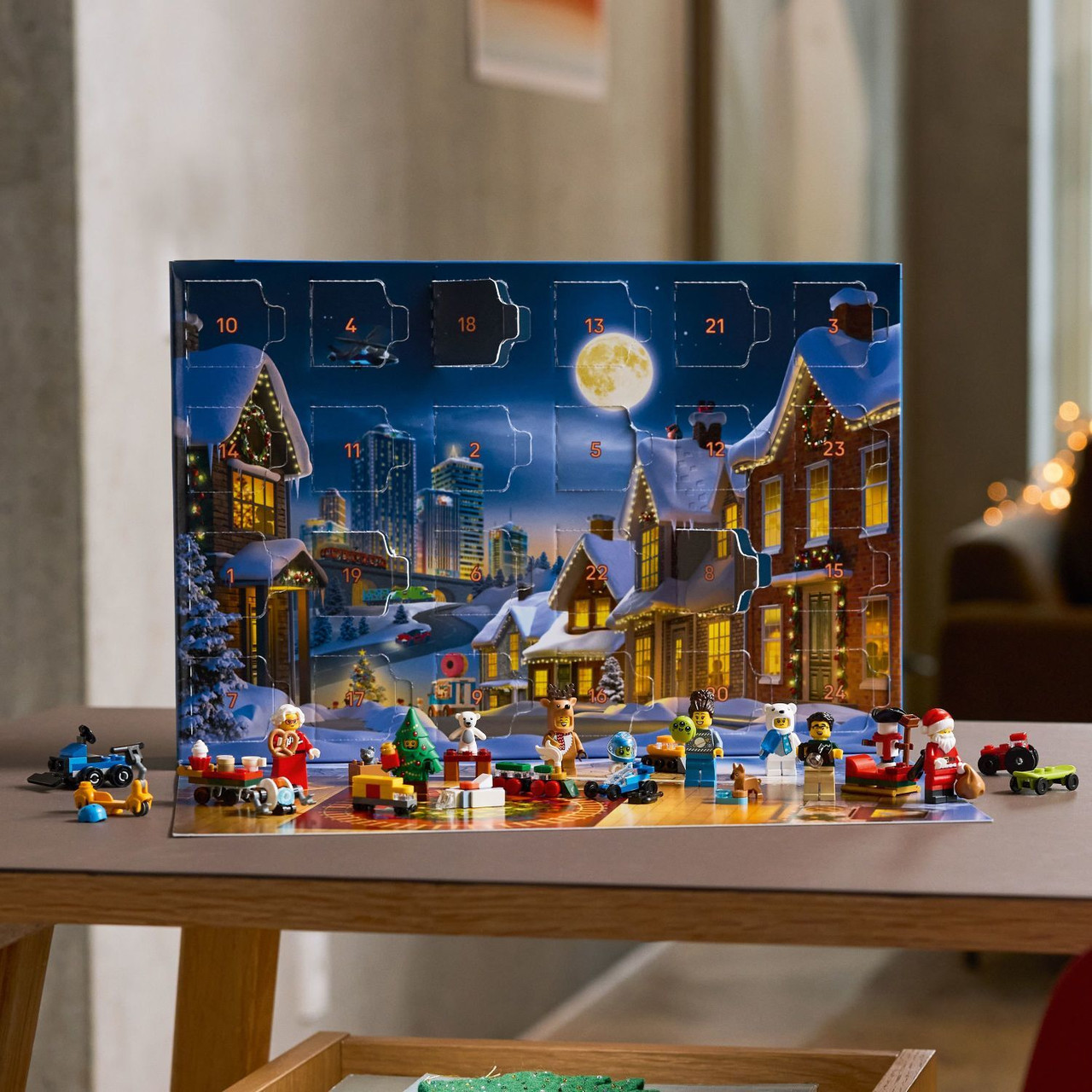 LEGO City Occasions: Advent Calendar 2025 4