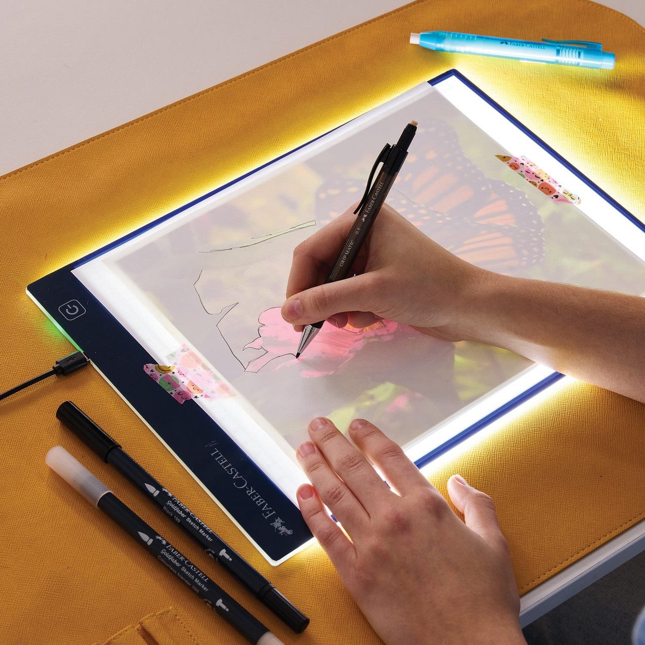 Faber-Castell LED Light Tracing Board 1