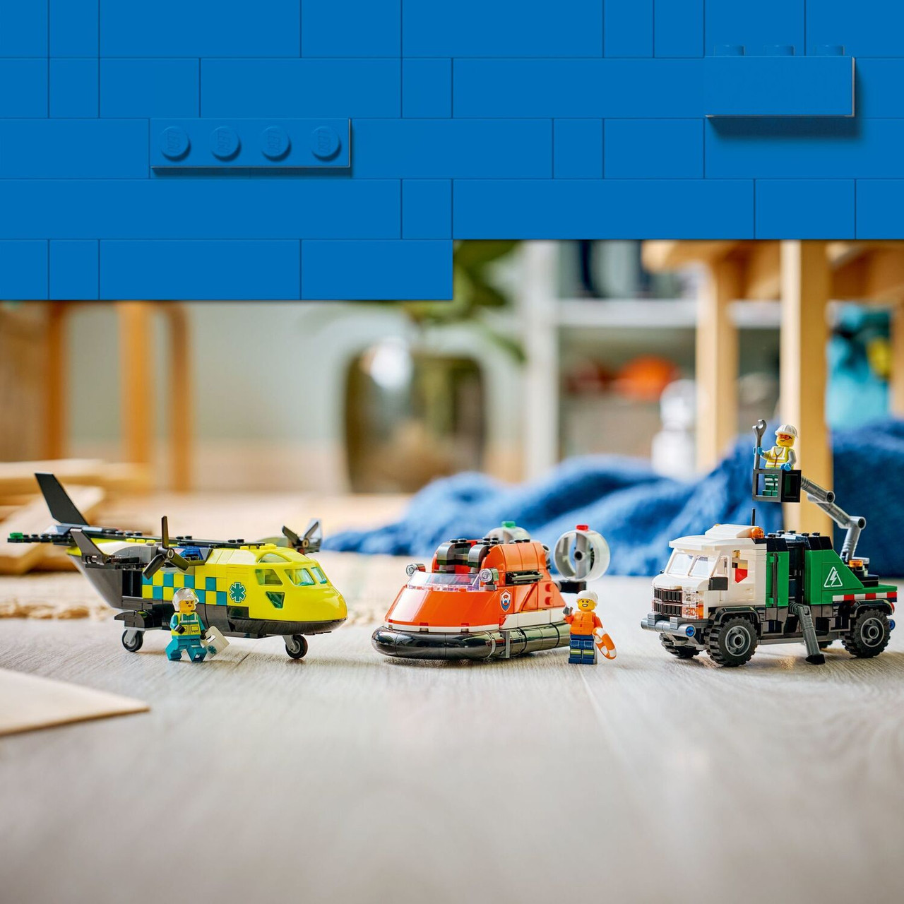 LEGO City Great Vehicles: Airplane, Service Truck & Hovercraft Remix 4