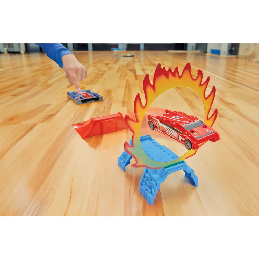 Flat 2 Fast Stunt 2 Pack Playset