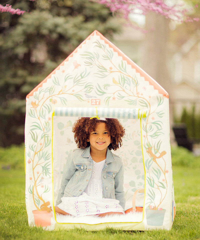 Garden Play House 5