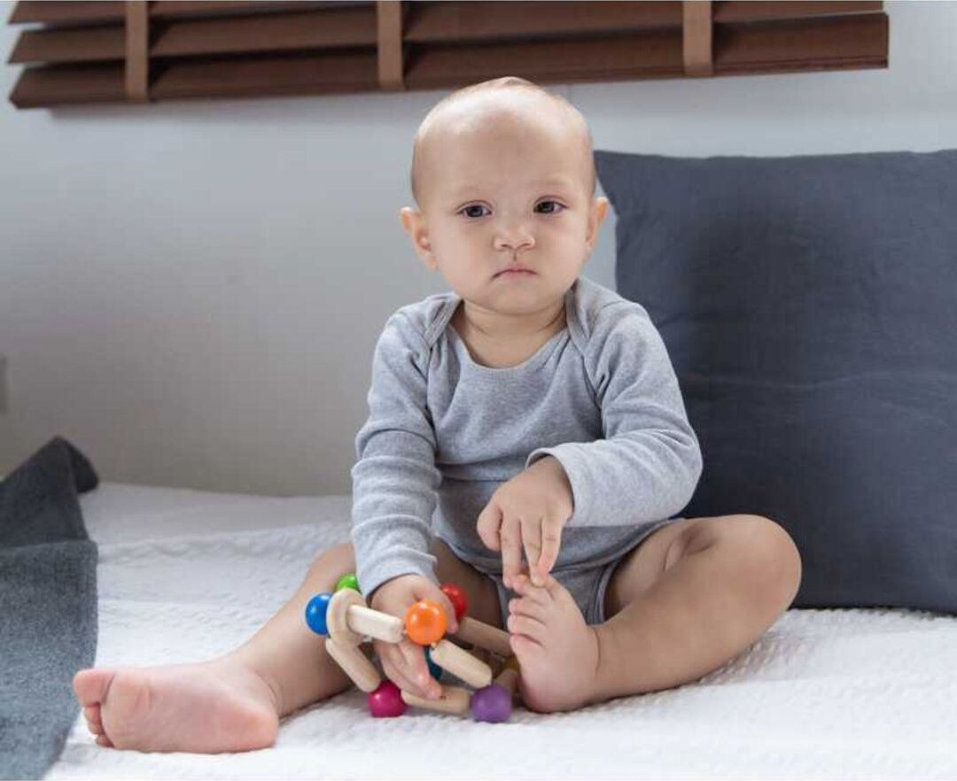 Square Clutching Toy 2