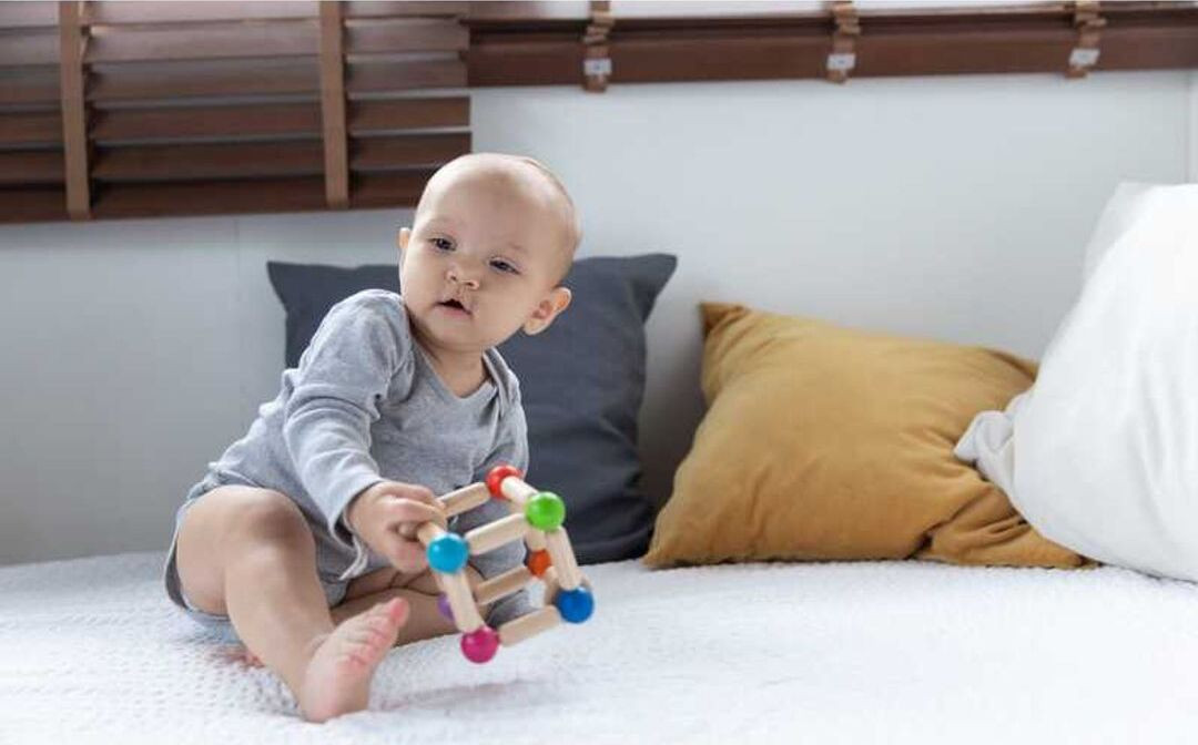 Square Clutching Toy 4