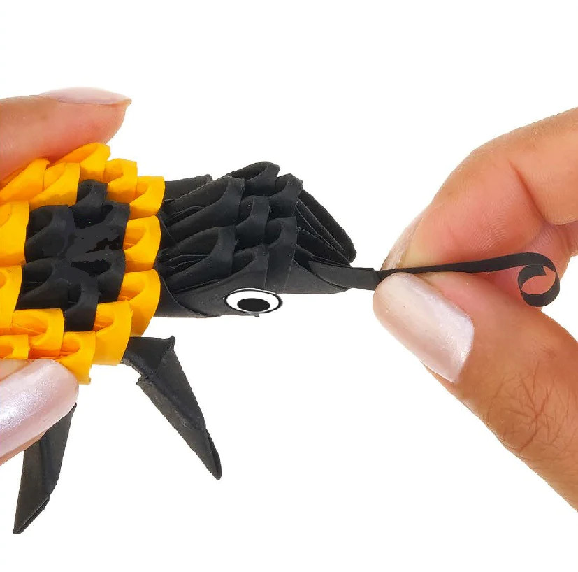 Bee And Butterfly Origami 3d