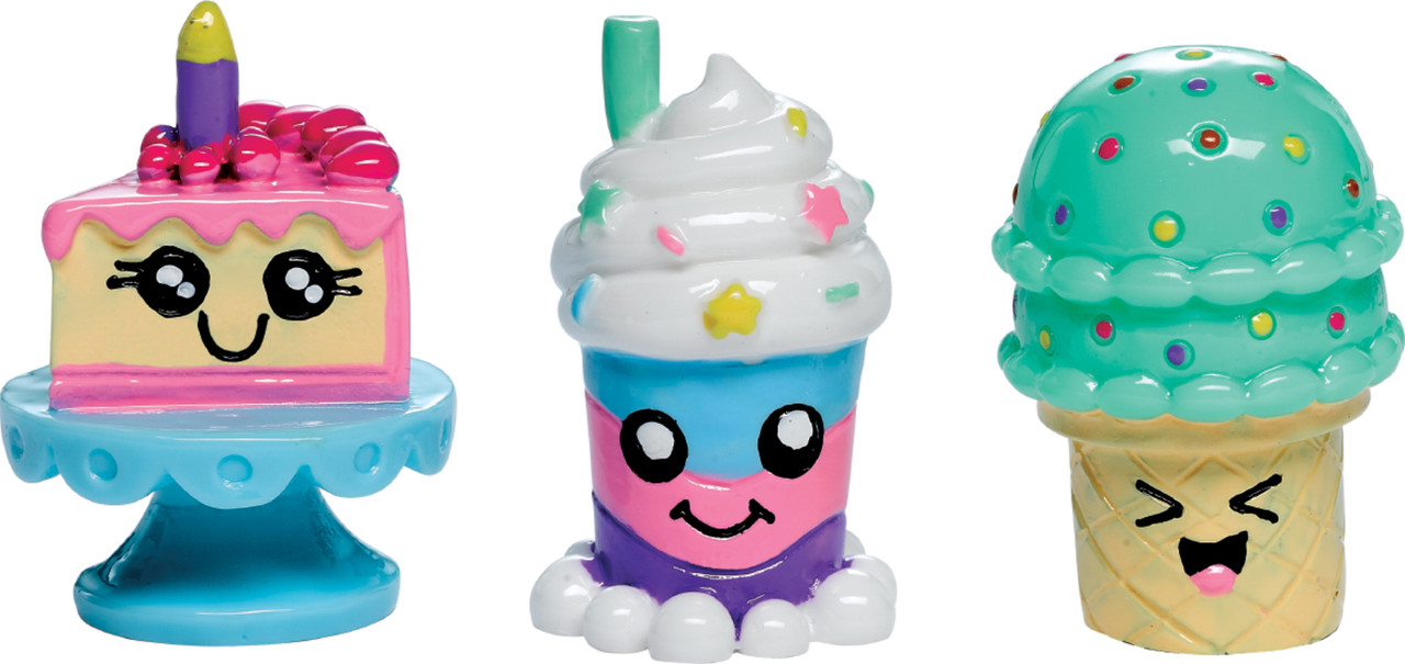 Make Your Own Water Globes  -  Sweet Treats 3