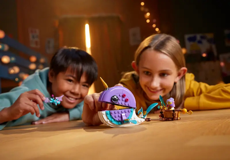 WONDER YEAR スイムスマータキット Izzie's Narwhal Hot-Air Balloon - PlayMatters Toys