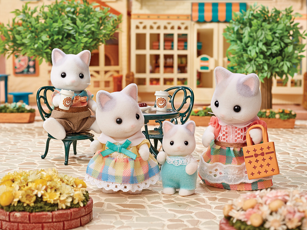 Latte Cat Family - PlayMatters Toys