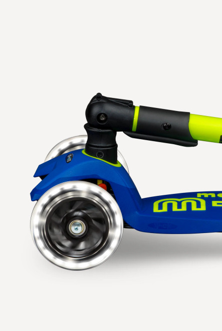 Maxi Deluxe Foldable Neon LED Canary Yellow Scooter