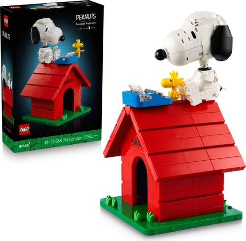 LEGO® Ideas Peanuts: Snoopy’s Doghouse 1