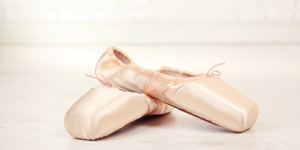 pointe-shoe-fitting-1-.png