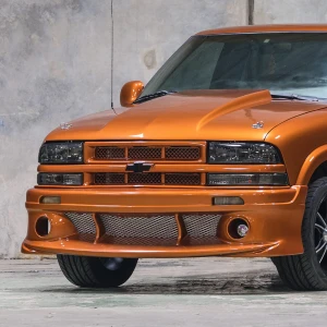 Chevrolet S-10 1994-2004 / Chevrolet Blazer 1995-2004 1 Piece Polyurethane Front Bumper - image 1