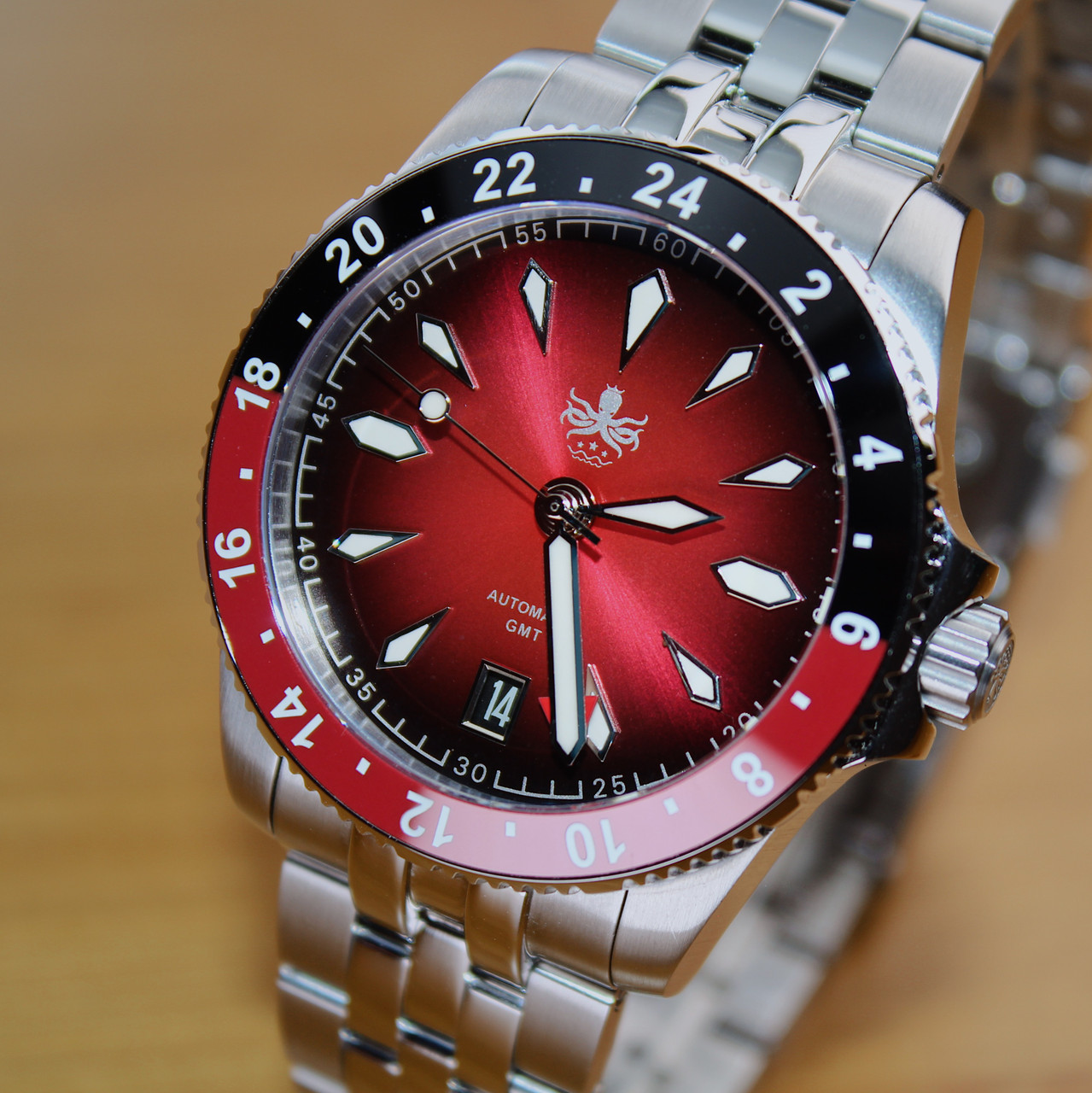 PHOIBOS Voyager GMT 100M Automatic Diver Watch PY058D Burgundy Red