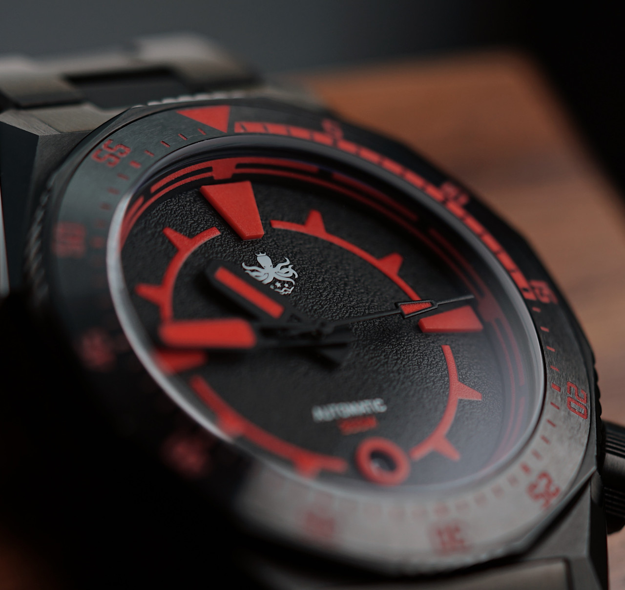 PHOIBOS Depth Hunter DLC 300M Automatic Diver Watch PY060DX Black