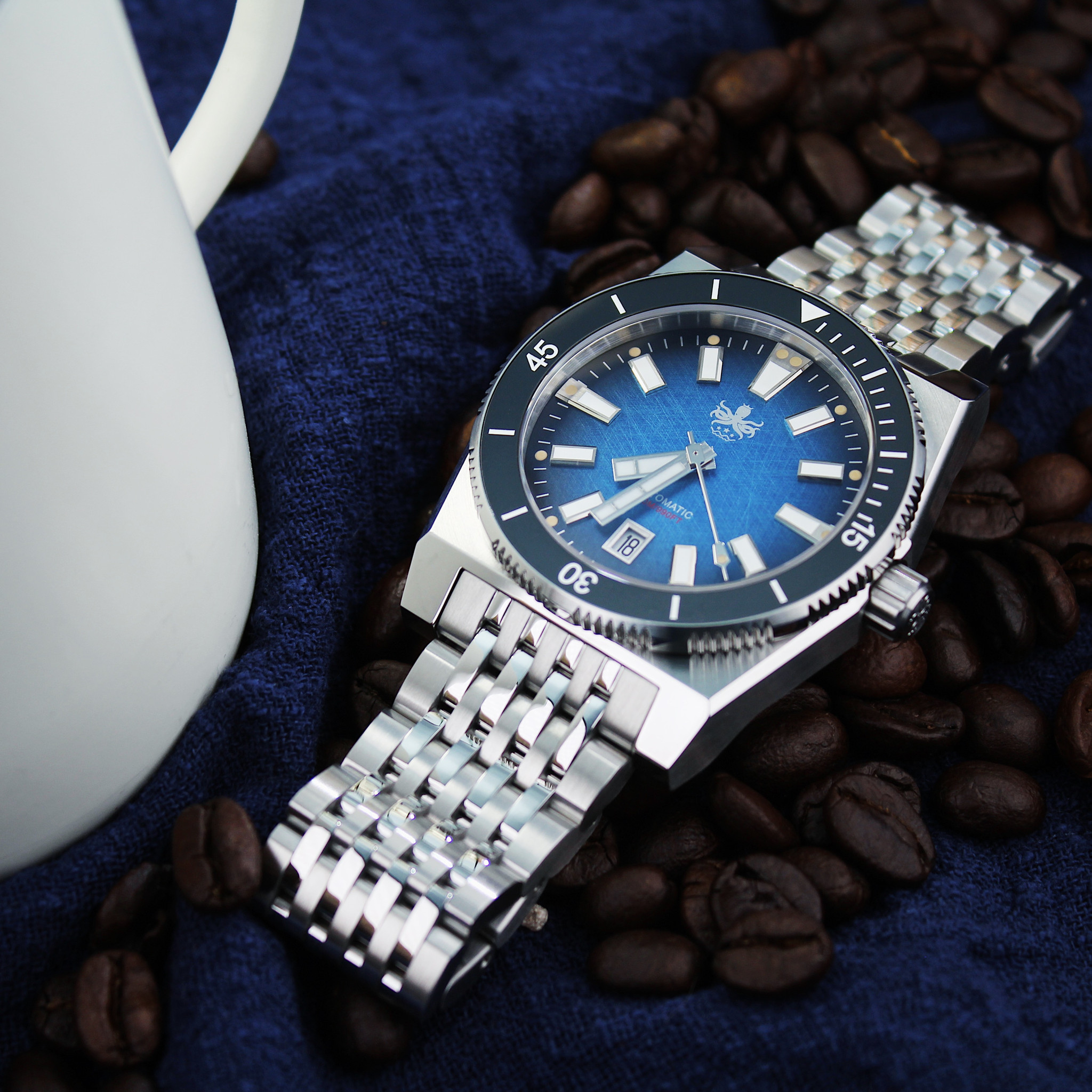 PHOIBOS Narwhal 300M Automatic Diver 
