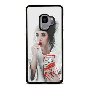 MELANIE MARTINEZ AND CHEETOS Samsung Galaxy S9 Case Cover MELANIE MARTINEZ AND CHEETOS Samsung Galaxy S9 Case Cover