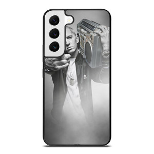 EMINEM AND RADIO RAPPER Samsung Galaxy S22 Case Cover EMINEM AND RADIO RAPPER Samsung Galaxy S22 Case Cover