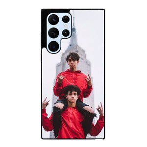DOBRE BROTHER TWINS Samsung Galaxy S22 Ultra Case Cover DOBRE BROTHER TWINS Samsung Galaxy S22 Ultra Case Cover