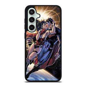 SUPERMAN KISSING WONDER WOMAN Samsung Galaxy S23 FE Case Cover