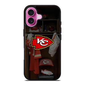 PATRICK MAHOMES LOCKER ROOM iPhone 16 Plus Case Cover