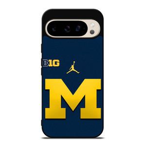 MICHIGAN WOLVERINES JERSEY Google Pixel 9 Pro Case Cover MICHIGAN WOLVERINES JERSEY Google Pixel 9 Pro Case Cover