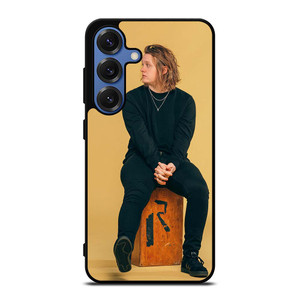 LEWIS CAPALDI MALE SINGER Samsung Galaxy S25 Case Cover