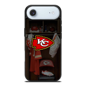 PATRICK MAHOMES LOCKER ROOM iPhone Air Case Cover