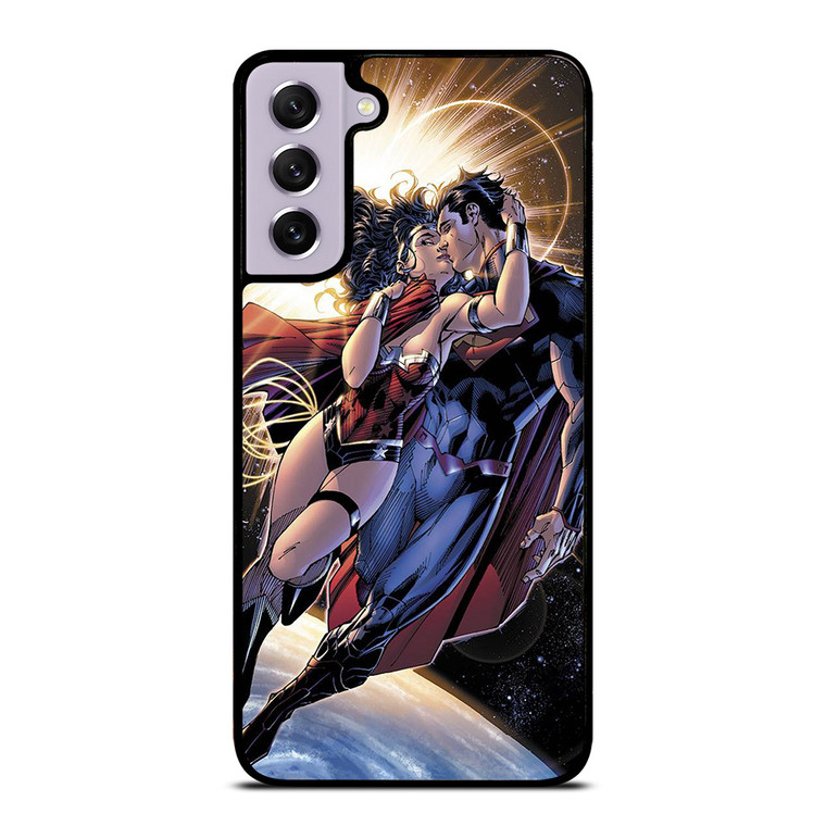 SUPERMAN KISSING WONDER WOMAN Samsung Galaxy S21 FE Case Cover