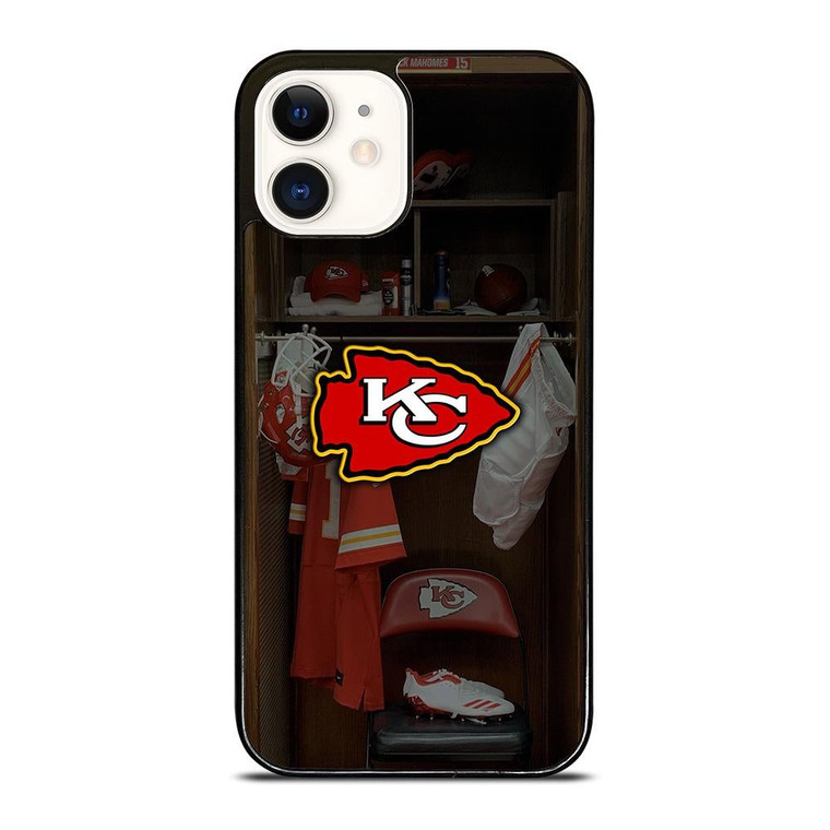 PATRICK MAHOMES LOCKER ROOM iPhone 12 Case Cover