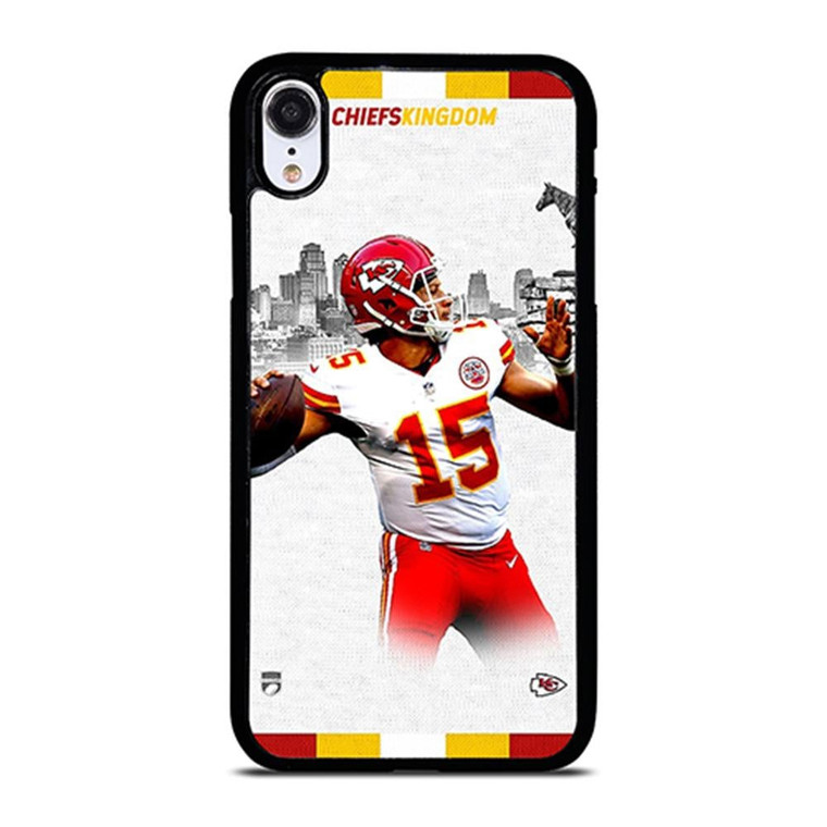 KANSAS CITY PATRICK MAHOMES NFL FOOTBALL iPhone XR Case Cover