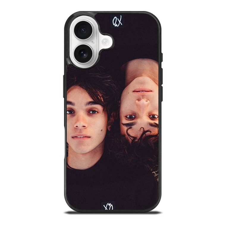 DOBRE BROTHER TWINS iPhone 17 Case Cover
