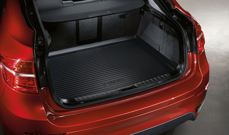 Genuine Boot/Trunk Luggage Mat Tailored 51 47 0 440 761