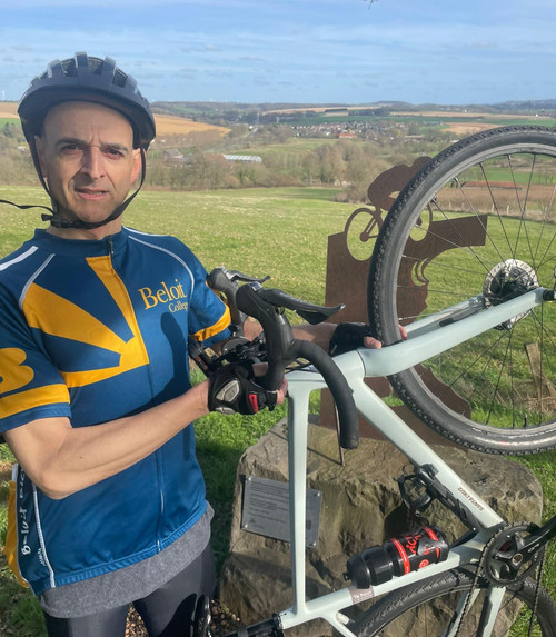 Meet our Spring Super Commuter Pablo Toral 
