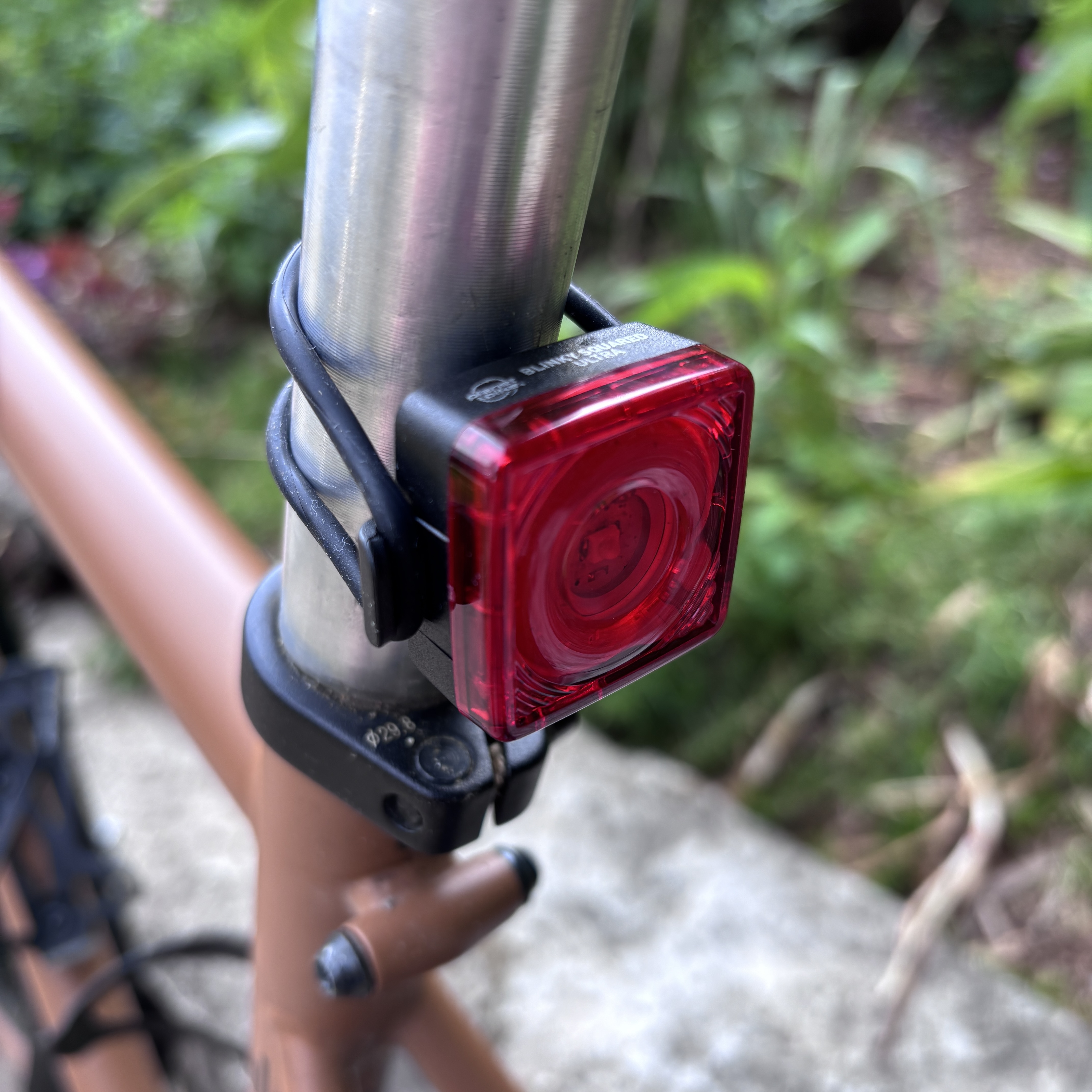 Blinky Squared Ultra Tail Light USB-C | Planet Bike