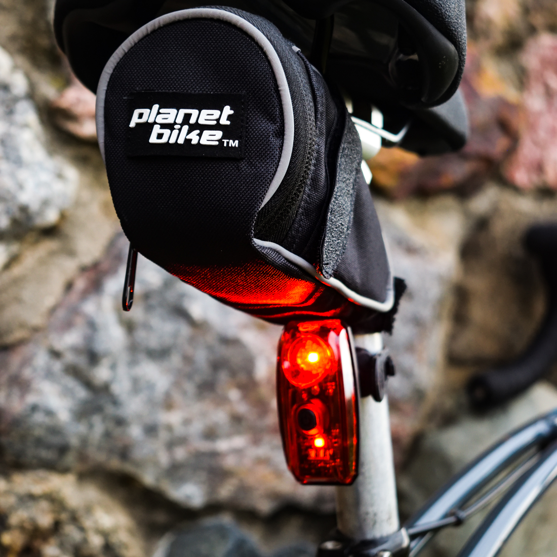 planet bike superflash 65r