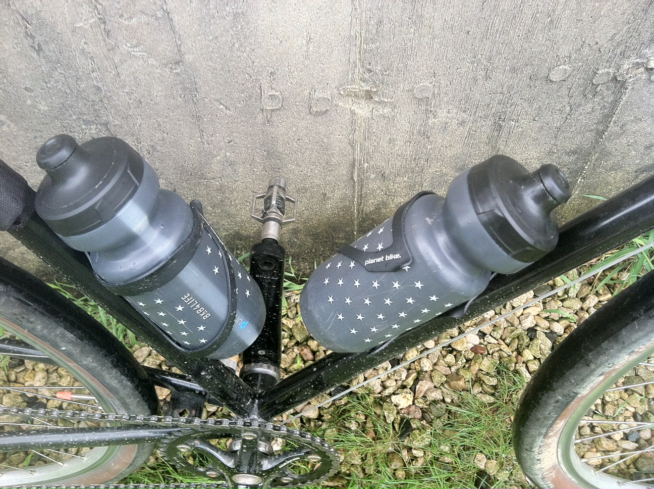 planet bike water bottle cage