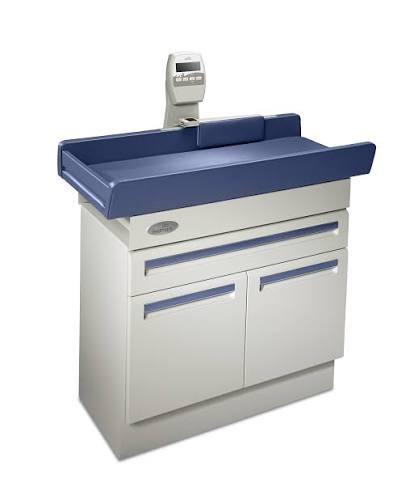 Midmark 640 Pediatric Examination Tables_main-1.jpeg