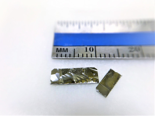 Bi2Te3 crystals: Large size high quality 2D crystals - 2Dsemiconductors USA