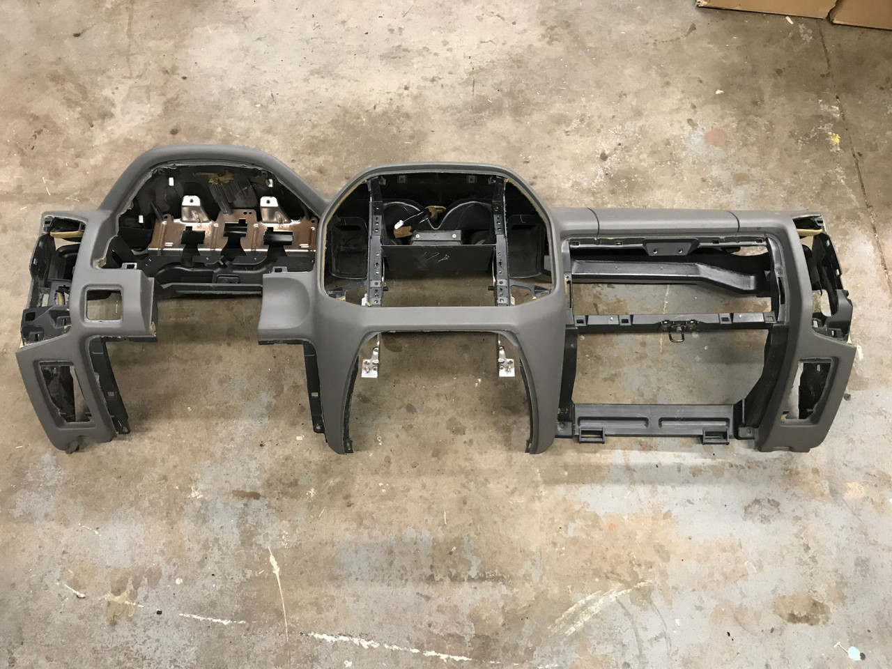 USED - MONTERO Gen3 - Dashboard (MR532375)