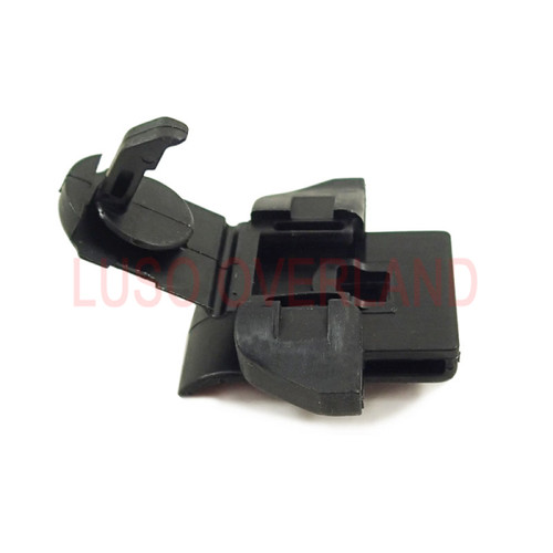 MITSUBISHI - MONTERO - Gen 3 (2001-2006) - Clips - Luso Overland