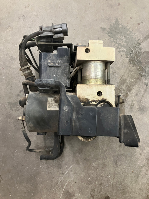 USED - MONTERO Gen 2 -  ABS Modulator