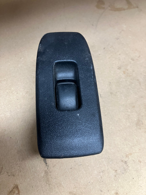 USED - MONTERO Gen 3 - Window Switch, Rear