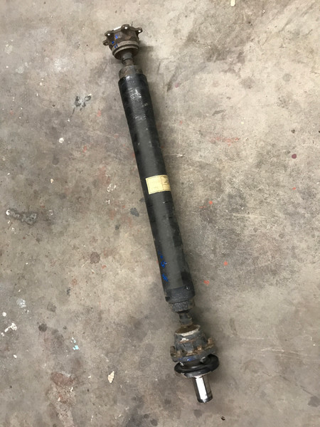 USED - MONTERO Gen3 NM - Rear Driveshaft