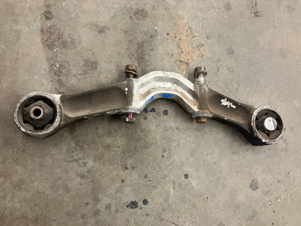USED - MONTERO Gen3 - Front Mount for Rear Diff