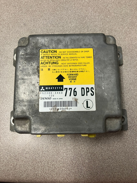 USED - MONTERO Gen3 2001 - Airbag Control / Diagnostic Module